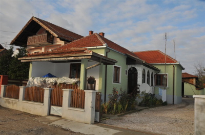 Kuca-11